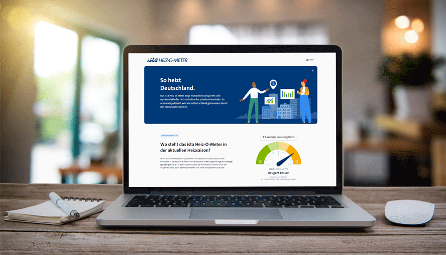 Laptop, auf dem die Website "Heiz-O-Meter" zu sehen ist
